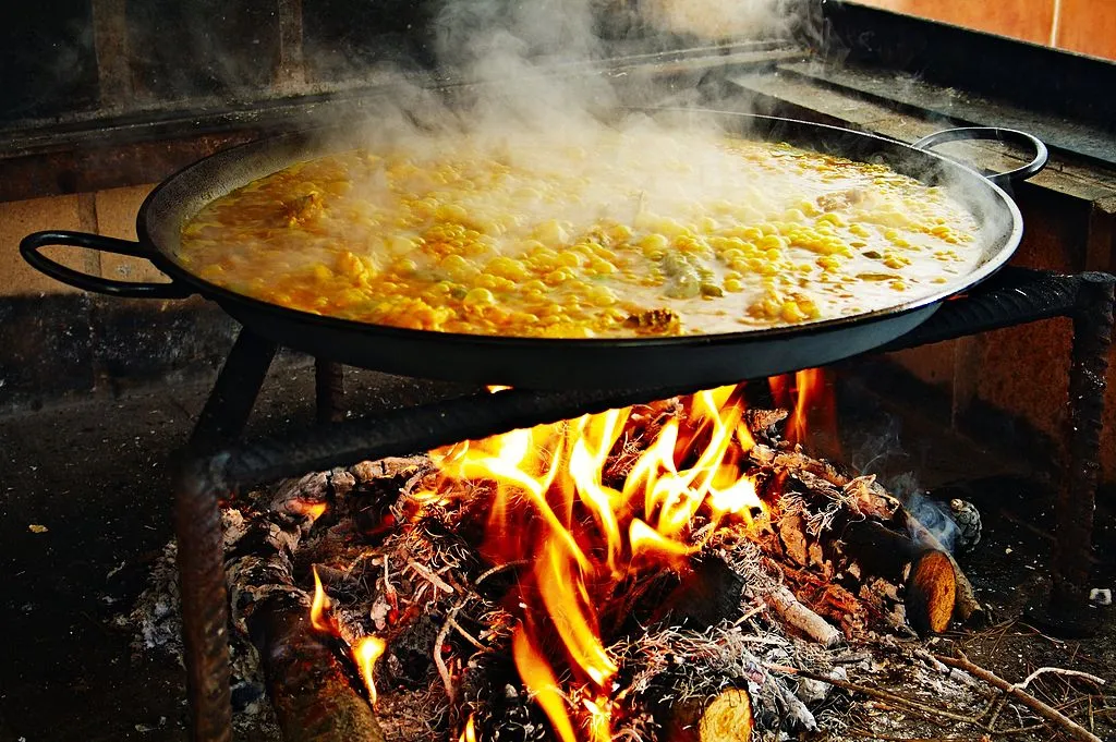 ¿Qué Lleva la Paella Valenciana? 12 Ingredientes Indispensables 4 Wine Gogh