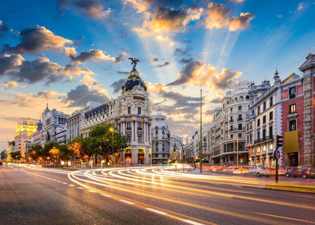 6 Sitios para Tomar Algo en Madrid 3 Wine Gogh