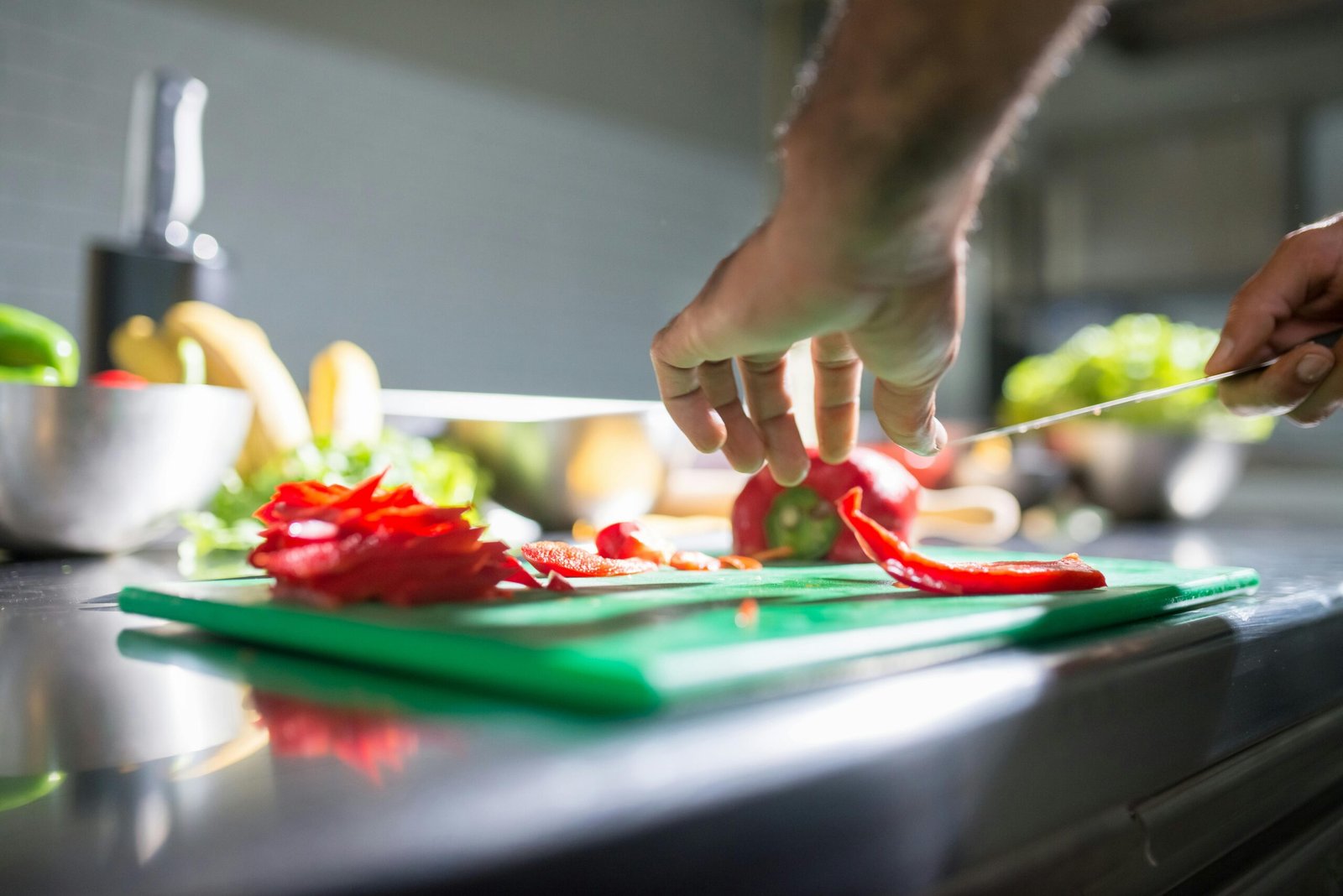 Restaurantes de moda Valencia; Descubriendo los Sabores de Valencia Top 5 Restaurantes Imperdibles 3 Wine Gogh