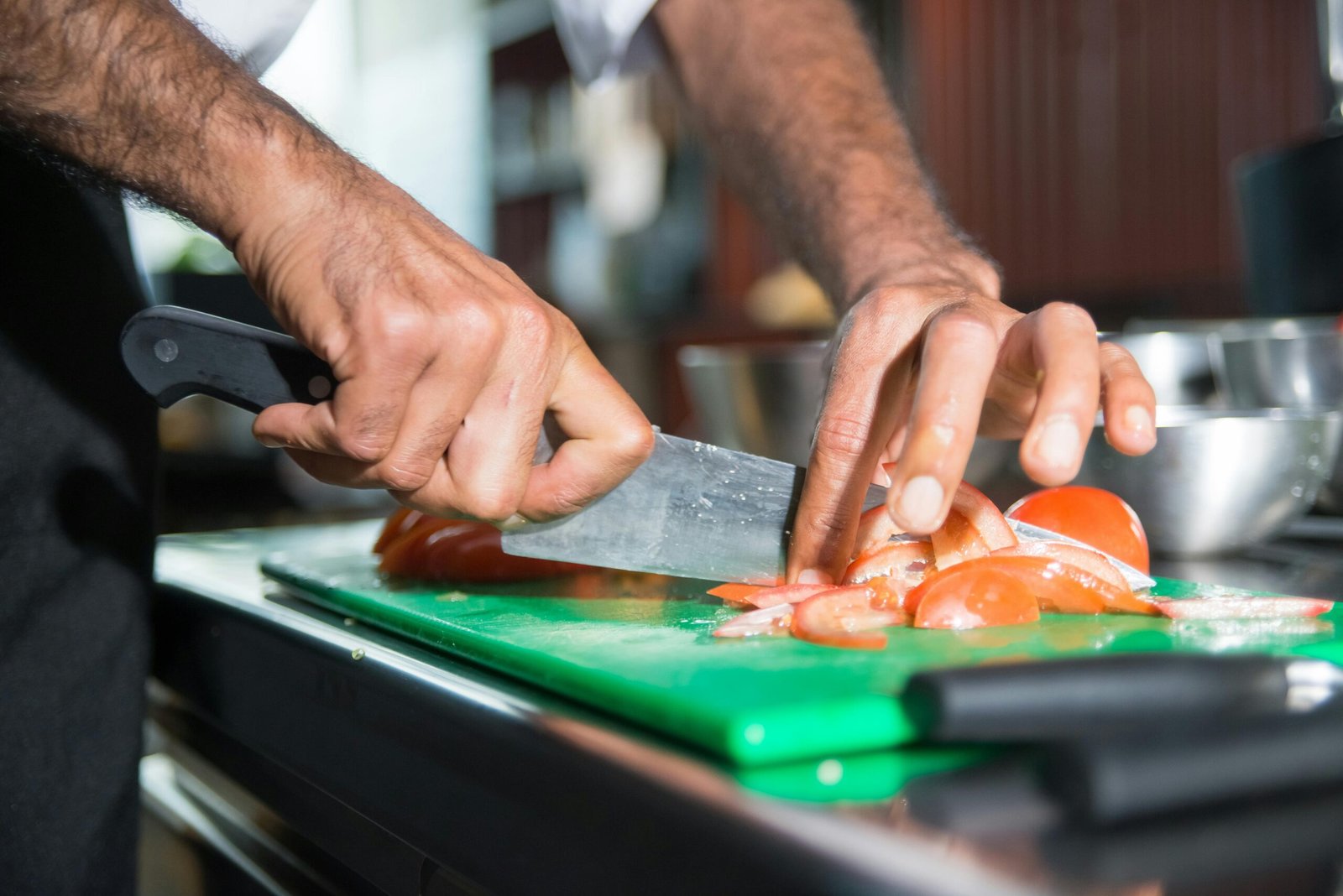 Restaurantes de moda Malaga; Descubre la Exquisita Gastronomía de Málaga Top 5 Restaurantes de Moda que Debes Visitar 2 Wine Gogh
