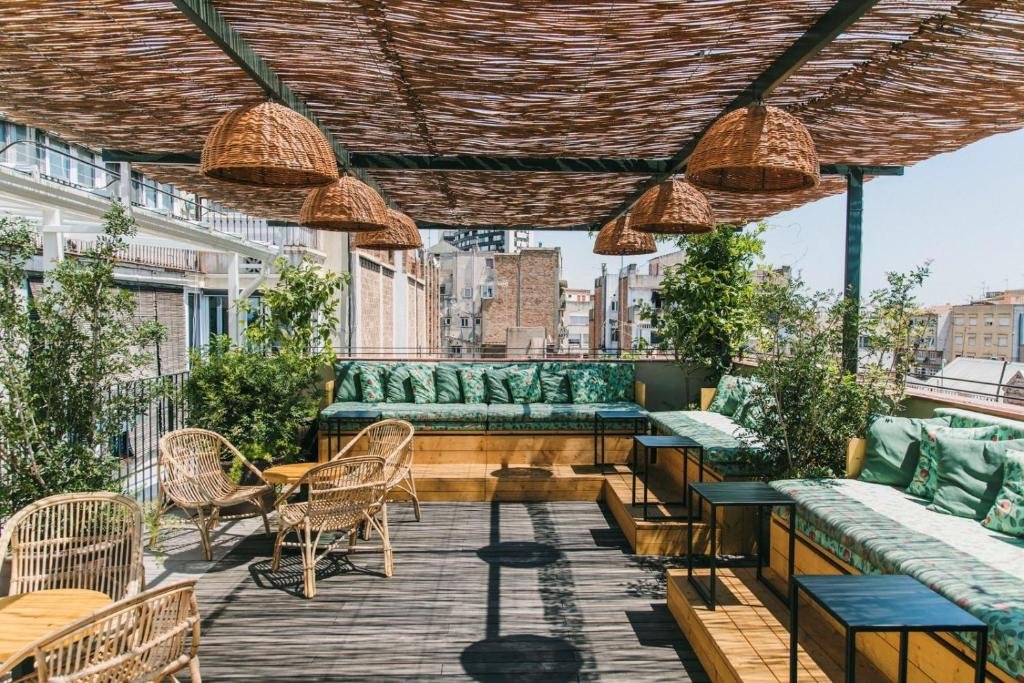 12 Recomendaciones de Hoteles Barcelona 2 Wine Gogh