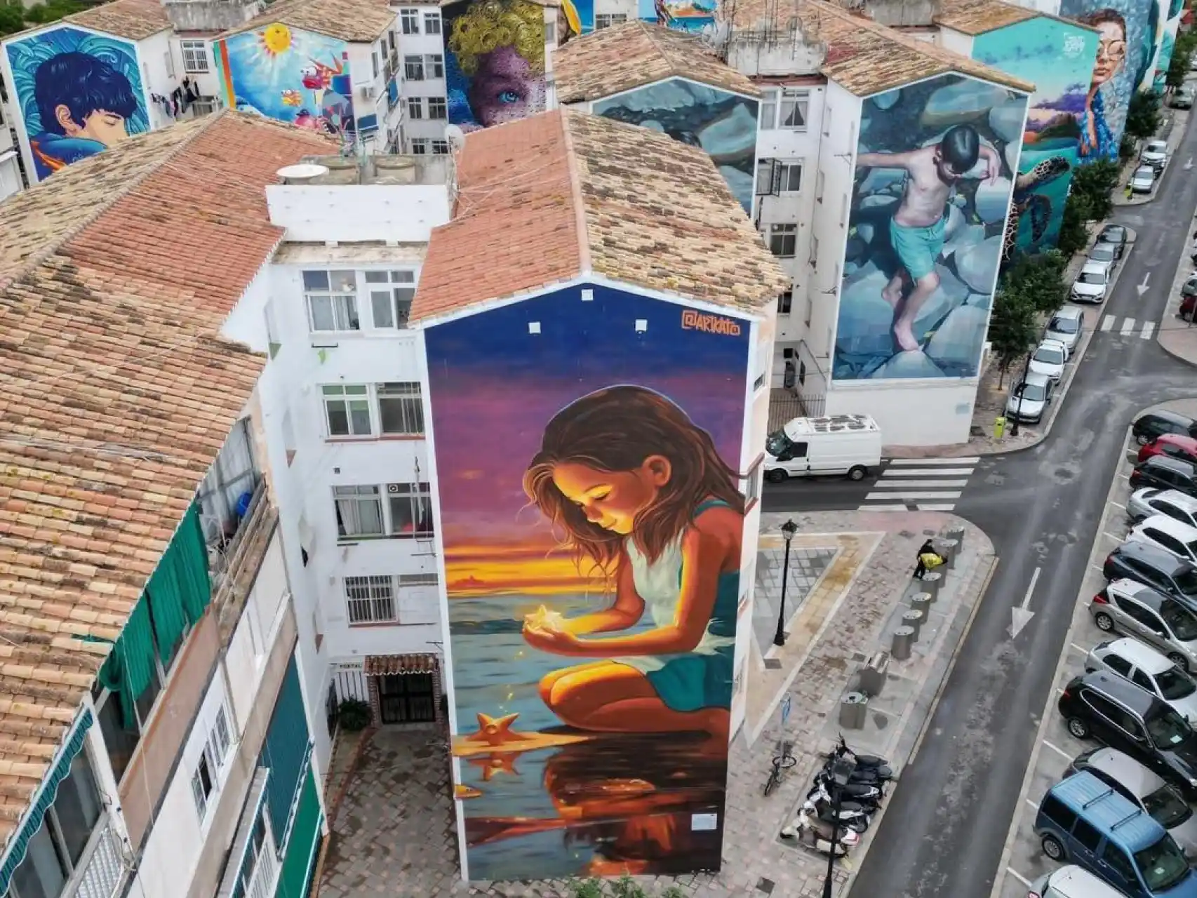 Planes para Ligar en Malaga; 5 Planes Infalibles para Conocer Gente en Málaga con Arte y Vino 3 Wine Gogh