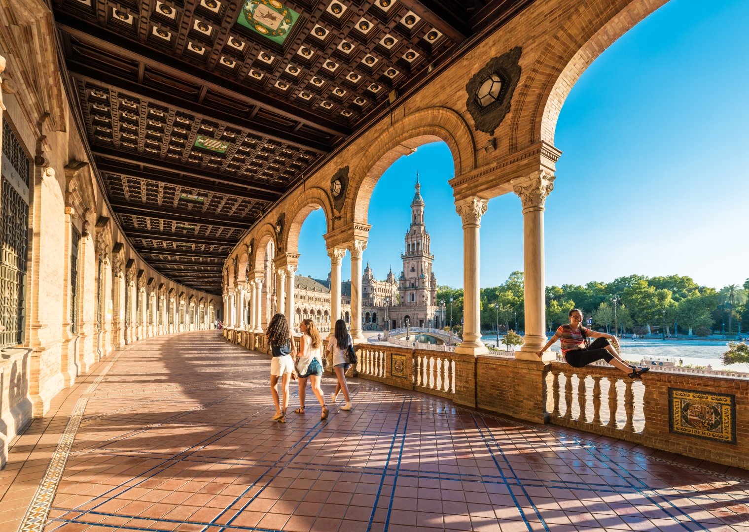 Amigos Sevilla: 5 Planes para Hacer 4 Wine Gogh