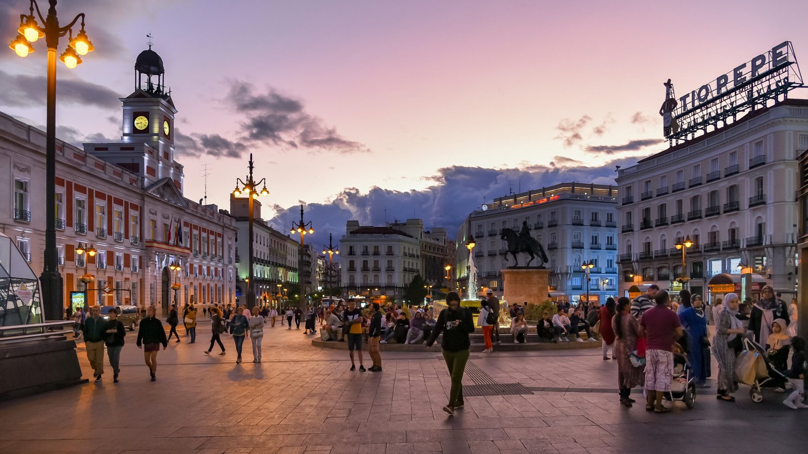 Que hacer en Madrid: 1Guía Completa de Actividades y Lugares para Disfrutar en Madrid 2 Wine Gogh