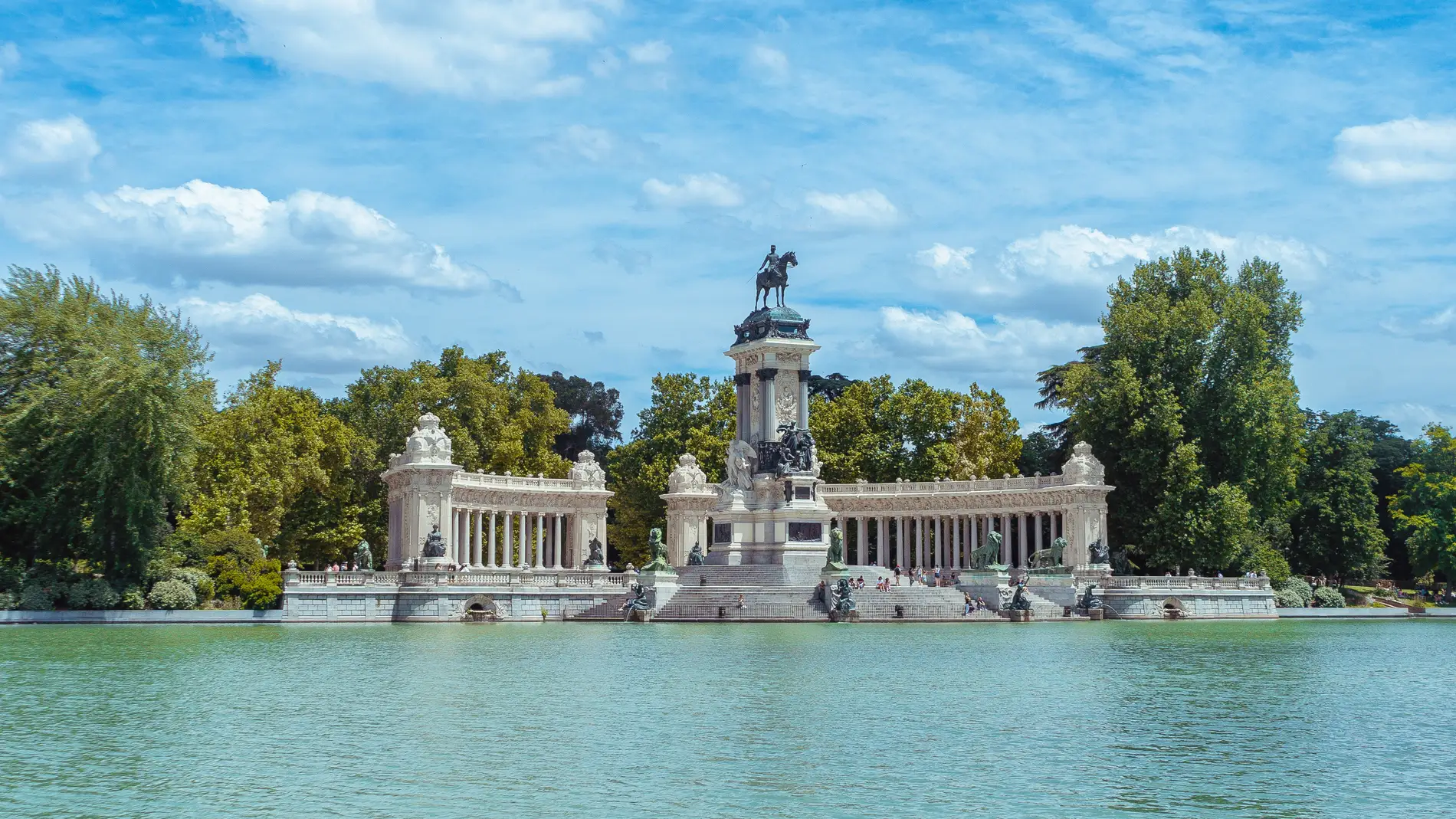 Que hacer en Madrid: 1Guía Completa de Actividades y Lugares para Disfrutar en Madrid 4 Wine Gogh
