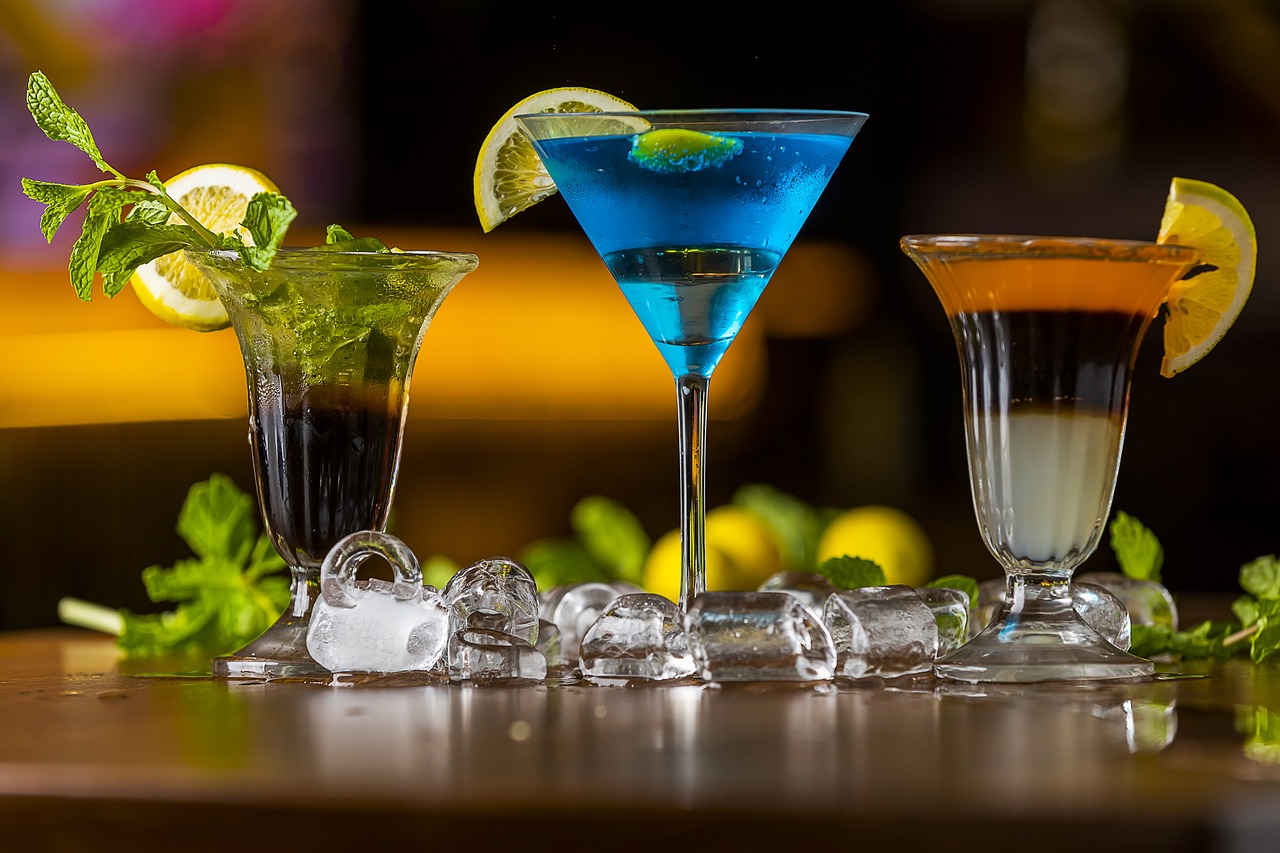 cocktail drinks 6950673 1280