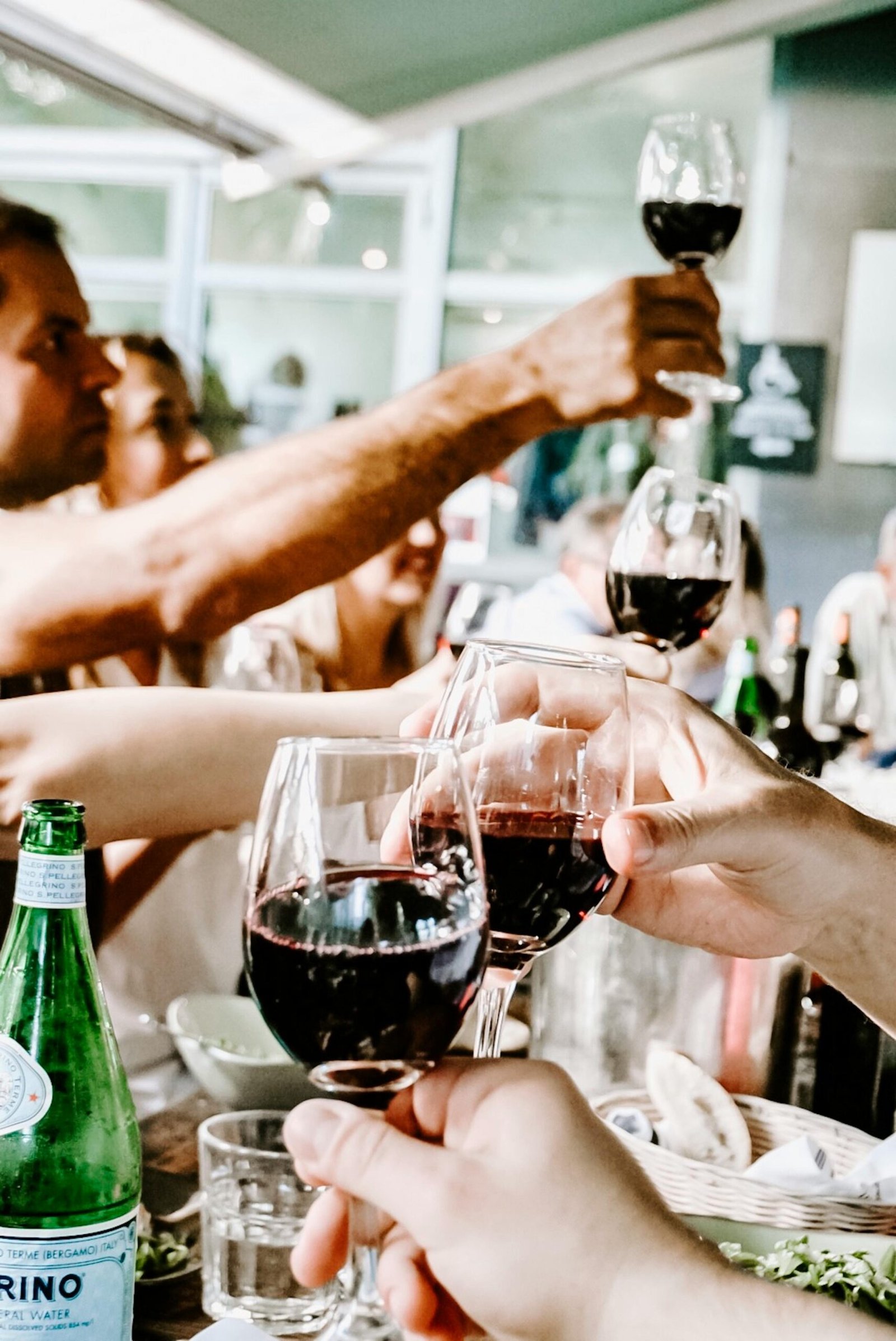 Donde disfrutar un vino en Malaga: 4 Lugares Excepcionales para Disfrutar del Vino en Málaga 4 Winegogh