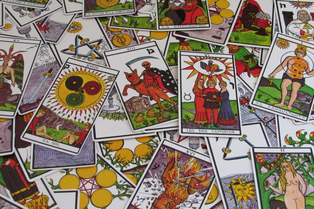 Arcanos Mayores del Tarot: 1 Guía Completa para Entender su Significado y Uso 7 tarot bueno en malaga