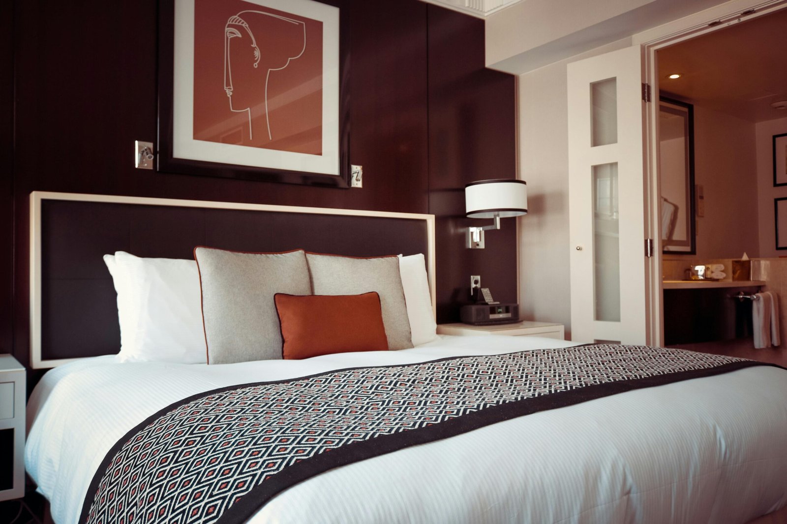 Encuentra el Mejor Hotel Cerca de Mi en Barcelona: 1 Guía Completa 2 Wine Gogh