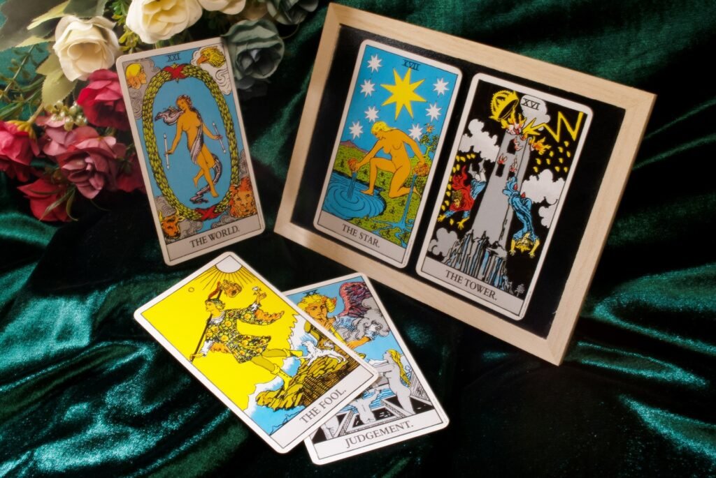Cuadro gratis más tarot en España: 1 Guía Completa para Obtener Tu Lectura de Tarot Sin Coste 13 cartas del tarot