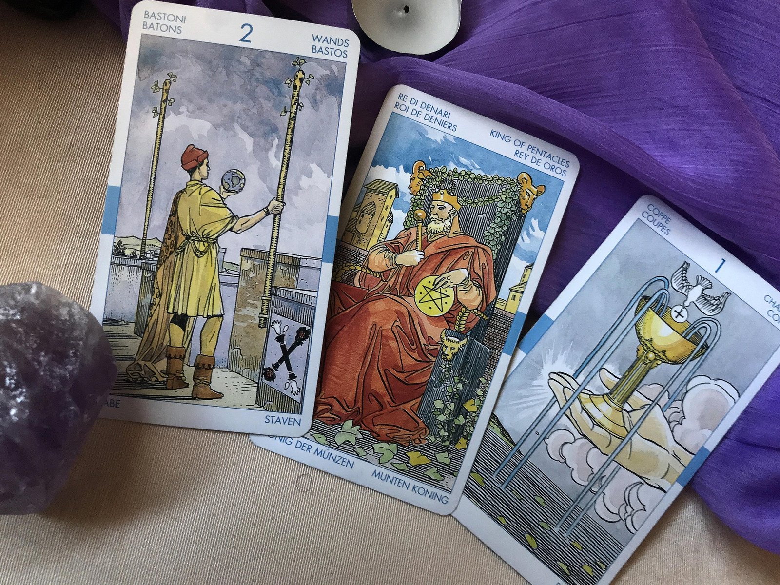 Tarot del Sí o No en Barcelona: 1 Guía Completa para una Respuesta Clara y Rápida 2 Wine Gogh