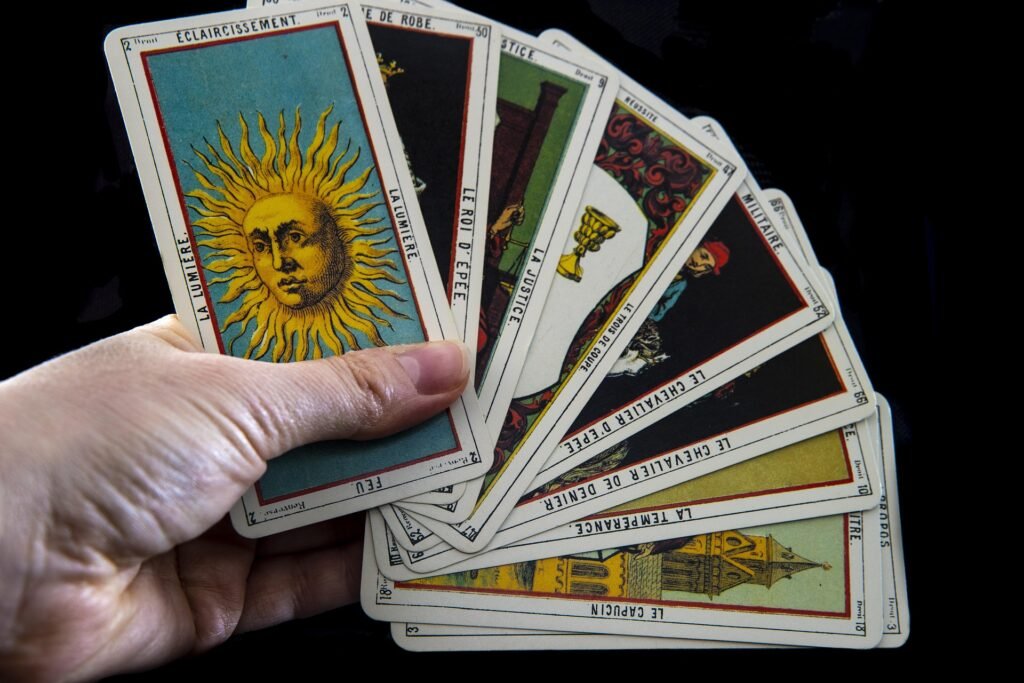 Para qué sirve el tarot: 1 guía completa sobre su utilidad y beneficios 11 tarot bueno en madrid